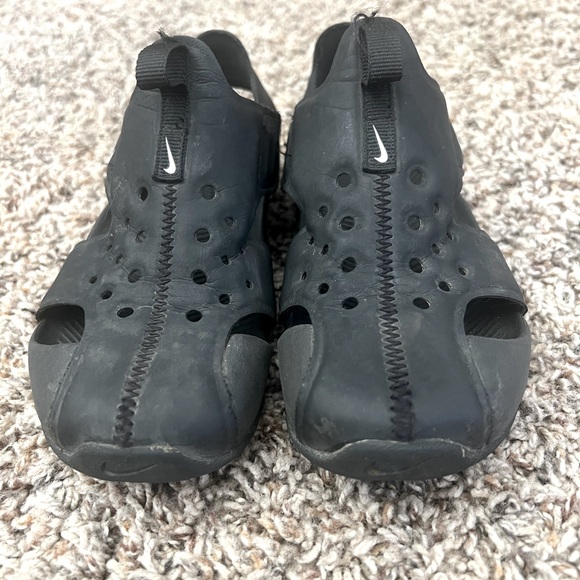 Nike Sunray Sandals - black - kids toddlers size 12C - Picture 2 of 6